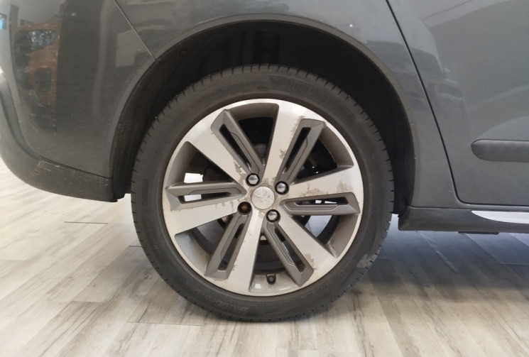 Peugeot 3008 I Phase 2 1.6 HDi 114 cv ALLURE Peugeot 3008 I Phase 2 1.6 HDi 114 cv ALLURE