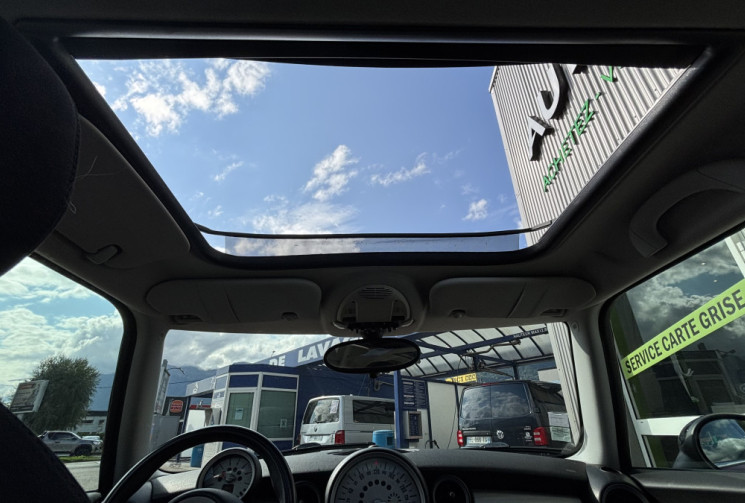 Mini Mini  COOPER (2) R56 1.6D 110