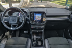 Volvo XC40 T3 163 CH R-DESIGN GEARTRONIC 8 - Toit Pano - Camera