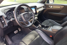 Volvo XC40 T3 163 CH R-DESIGN GEARTRONIC 8 - Toit Pano - Camera