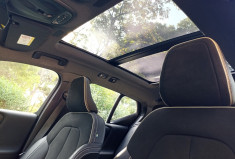 Volvo XC40 T3 163 CH R-DESIGN GEARTRONIC 8 - Toit Pano - Camera