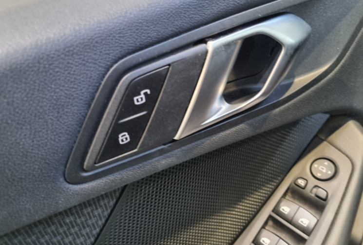 BMW Série 1 116dA 116ch Business Design DKG7