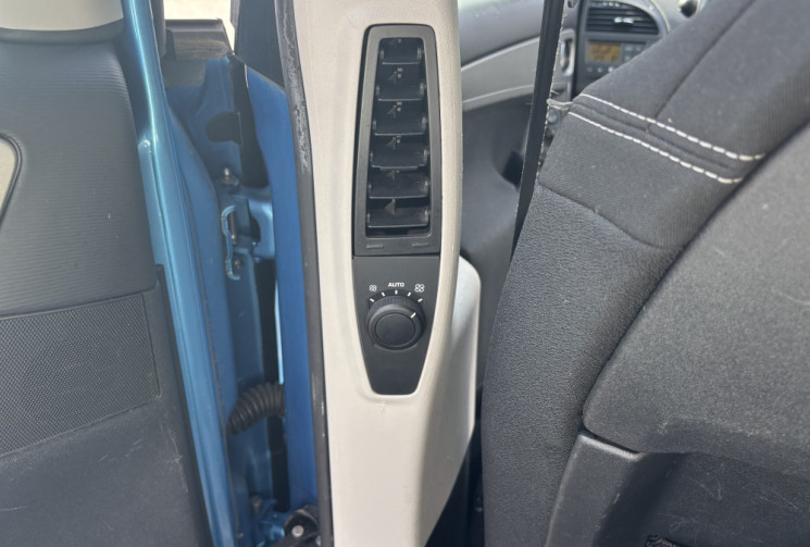 Citroën C4 PICASSO 1.6 HDI 110ch Confort