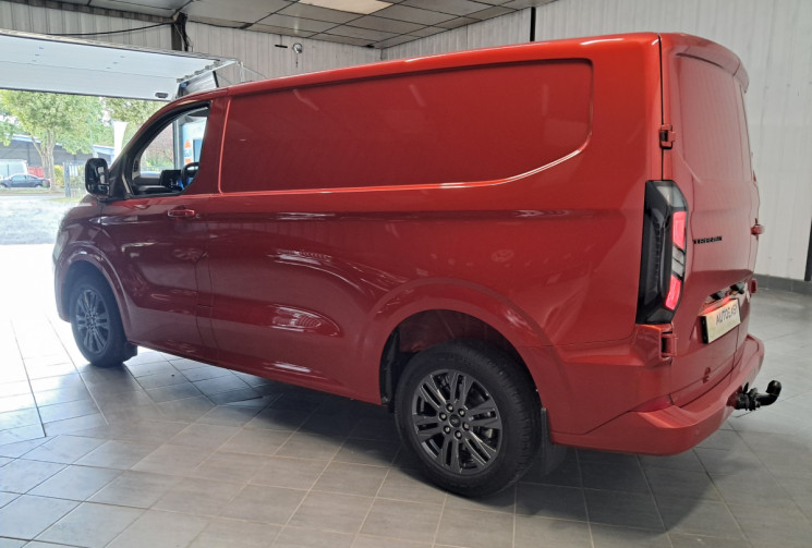 Ford TRANSIT CUSTOM FG 300 L1H1 2.0 ecoblue 170 bva8 limited- etat neuf - gtie ford 5ans ou 50000 km