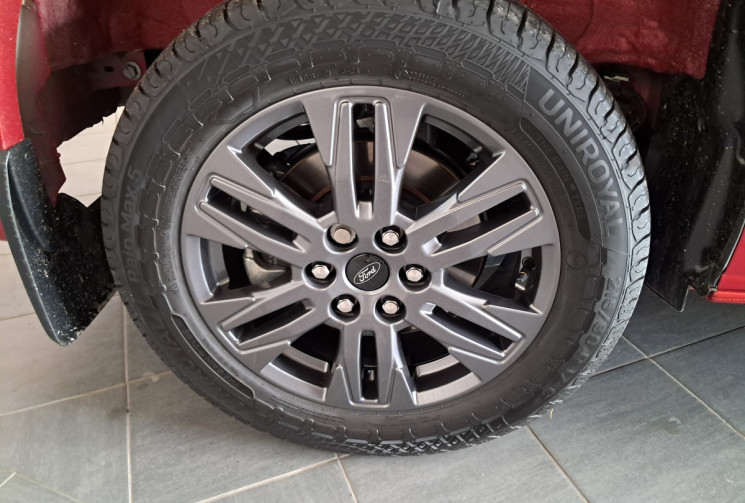 Ford TRANSIT CUSTOM FG 300 L1H1 2.0 ecoblue 170 bva8 limited- etat neuf - gtie ford 5ans ou 50000 km