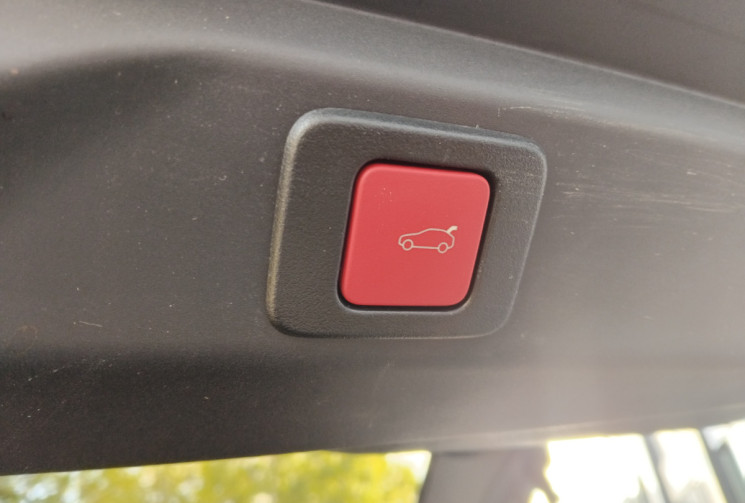 Peugeot 3008 1.2 Hybrid e-DSC6 136 cv GT - Première Main - Garantie Constructeur 