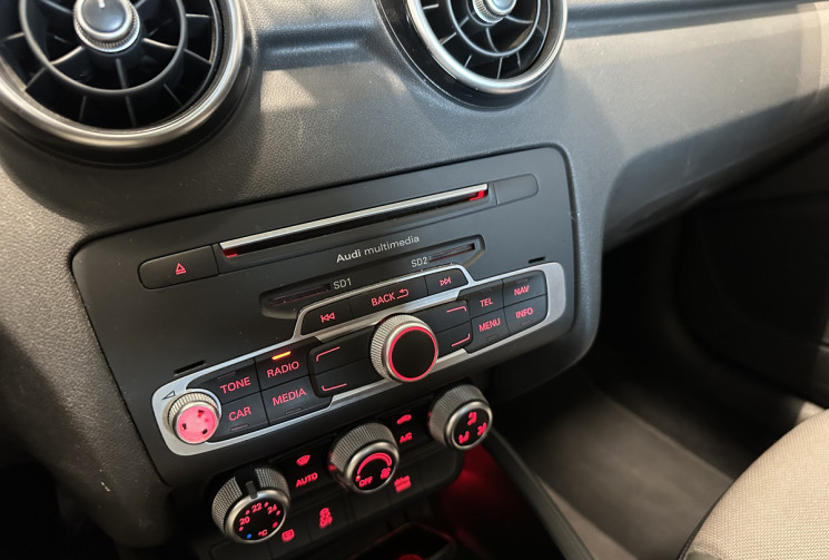 Audi A1 1.6 TDI 116CH AMBIENTE S TRONIC Audi A1 1.6 TDI 116CH AMBIENTE S TRONIC