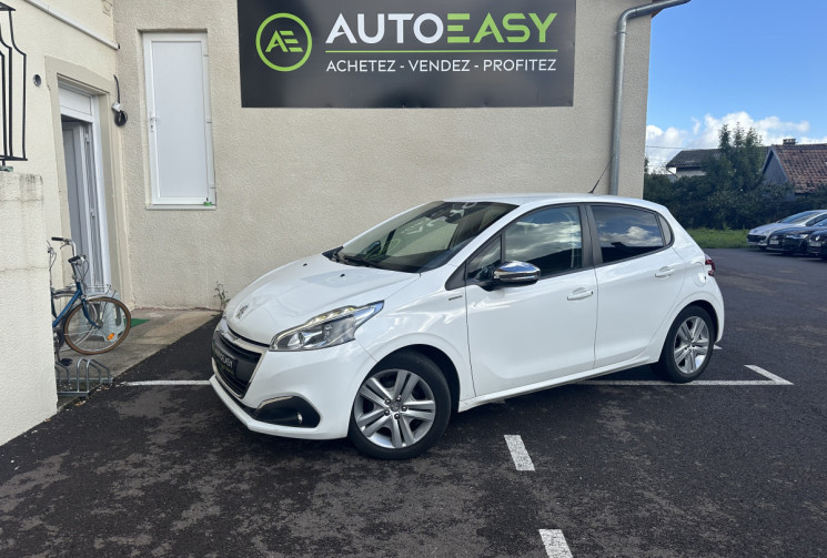 Peugeot 208 Phase 2 1.2 VTi 82 CH STYLE / 1ERE MAIN