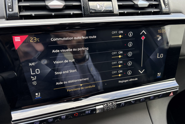 DS DS 7 Crossback 2.0 Blue HDi S&S 180 CV BVA RIVOLI PARIS GRAND CHIC