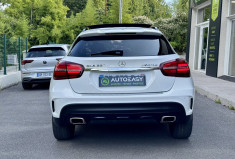 Mercedes GLA 220 CDi 2.1 170 ch  7G-DCT AMG Fascination / Toit ouvrant / Camera / Entretien à jour