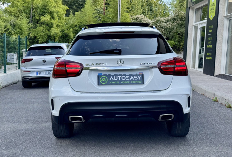 Mercedes GLA 220 CDi 2.1 170 ch  7G-DCT AMG Fascination / Toit ouvrant / Camera / Entretien à jour