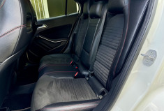 Mercedes GLA 220 CDi 2.1 170 ch  7G-DCT AMG Fascination / Toit ouvrant / Camera / Entretien à jour