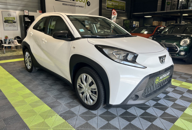 Toyota Aygo X 72 CH DYNAMIC 