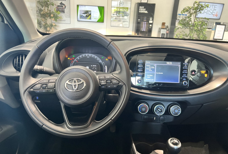 Toyota Aygo X 72 CH DYNAMIC 