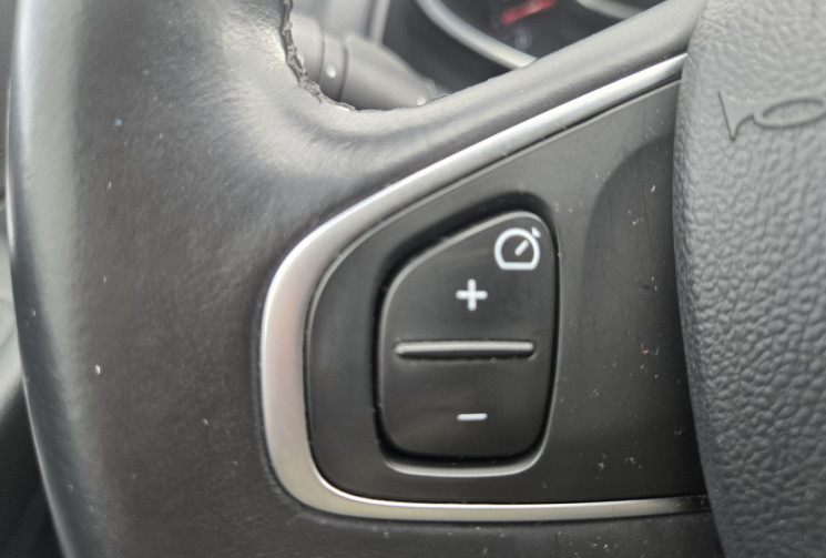 Renault Clio 0.9 TCe 90ch energy Intens * ENTRETIEN A JOUR * 2EME MAIN *     