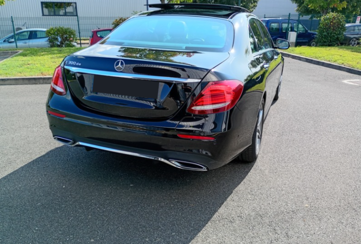 Mercedes CLASSE E e300D - 2.0d 194 EQ Power 9G-TRONIC *Pack AMG* *Toit Ouvrant*