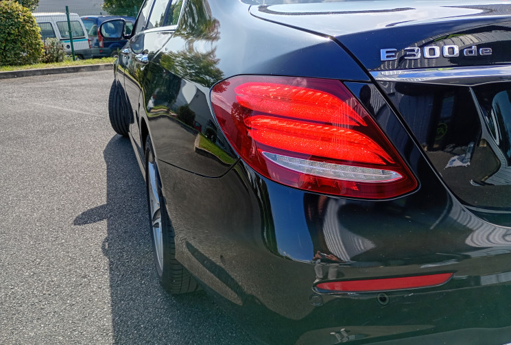 Mercedes CLASSE E e300D - 2.0d 194 EQ Power 9G-TRONIC *Pack AMG* *Toit Ouvrant*