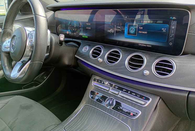Mercedes CLASSE E e300D - 2.0d 194 EQ Power 9G-TRONIC *Pack AMG* *Toit Ouvrant*
