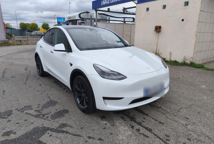 Tesla Model Y Standard RWD 30450€ HT TVA DEDUCTIBLE 1ère Main.