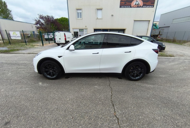 Tesla Model Y Standard RWD 30450€ HT TVA DEDUCTIBLE 1ère Main.