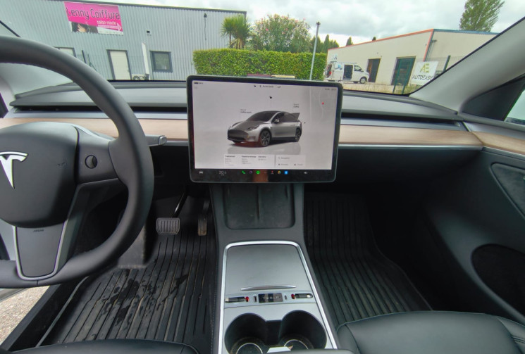 Tesla Model Y Standard RWD 30450€ HT TVA DEDUCTIBLE 1ère Main.