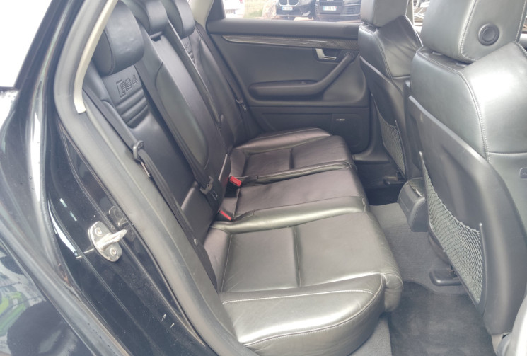 Audi RS4 4.2 V8 420cv BERLINE 5p