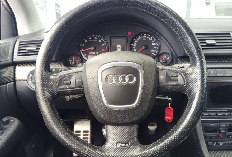 Audi RS4 4.2 V8 420cv BERLINE 5p