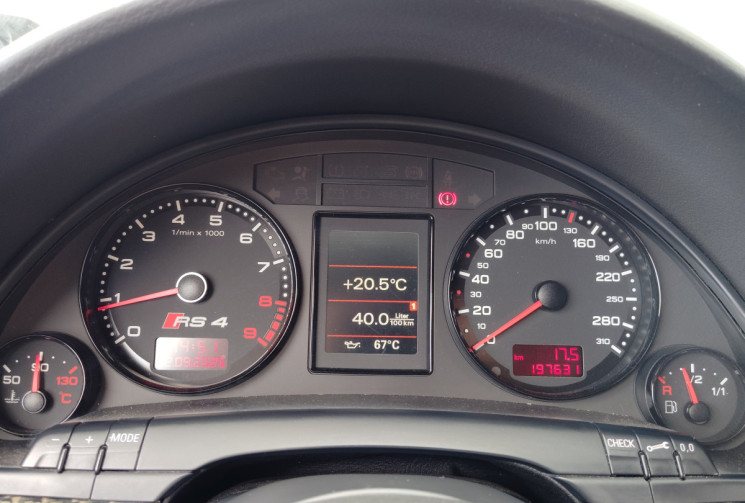 Audi RS4 4.2 V8 420cv BERLINE 5p