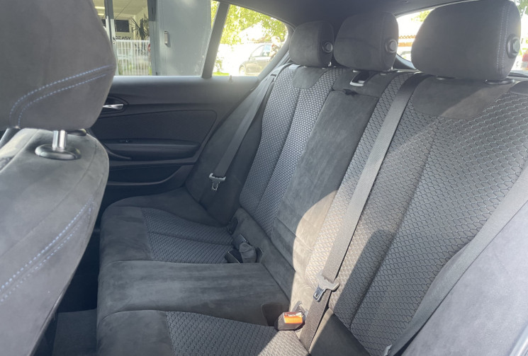 BMW Série 1 M140i 340 M Sport xDrive * CarPlay / Jantes Alu 19