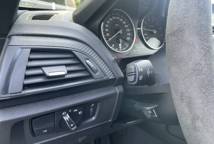 BMW Série 1 M140i 340 M Sport xDrive * CarPlay / Jantes Alu 19