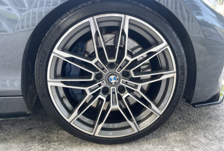 BMW Série 1 M140i 340 M Sport xDrive * CarPlay / Jantes Alu 19