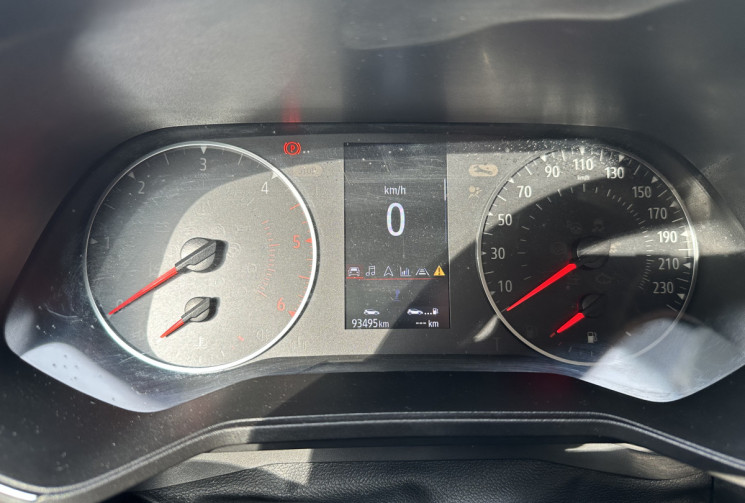 Renault CLIO V 1.5 DCI 85 BUSINESS * GPS * CARPLAY * RADARS * GARANTIE 6 MOIS