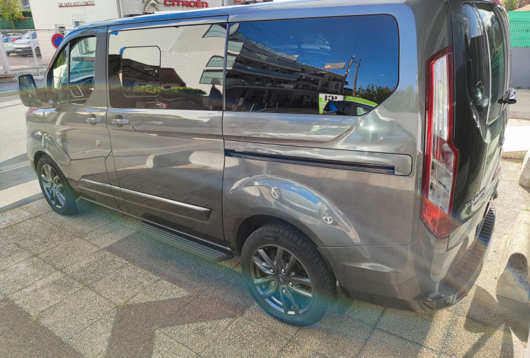 Ford Tourneo CUSTOM 1.0 Plug-in Hybrid 320 L1 Titanium / SUIVI FORD 