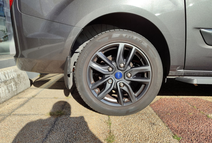 Ford Tourneo CUSTOM 1.0 Plug-in Hybrid 320 L1 Titanium / SUIVI FORD 