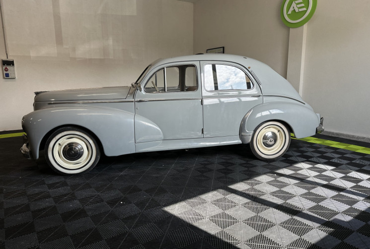 Peugeot 203 Model A Luxe