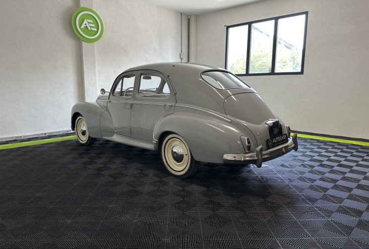Peugeot 203 Model A Luxe