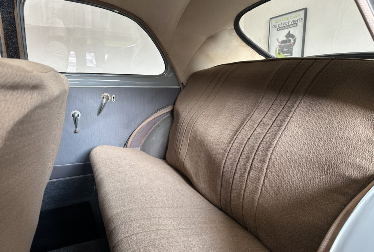 Peugeot 203 Model A Luxe