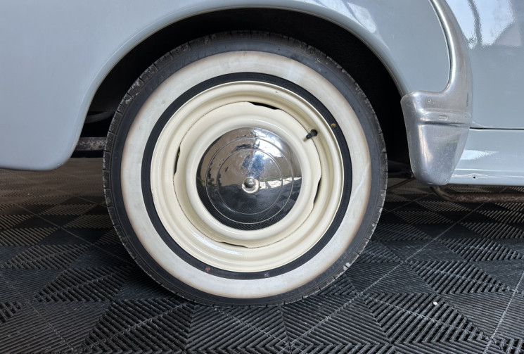 Peugeot 203 Model A Luxe