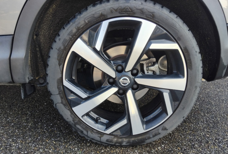 Nissan Qashqai 1.3 DIG-T 140ch Tekna + - Toit Panoramique - Sièges chauffants
