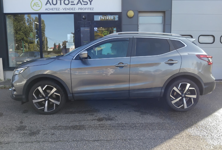 Nissan Qashqai 1.3 DIG-T 140ch Tekna + - Toit Panoramique - Sièges chauffants