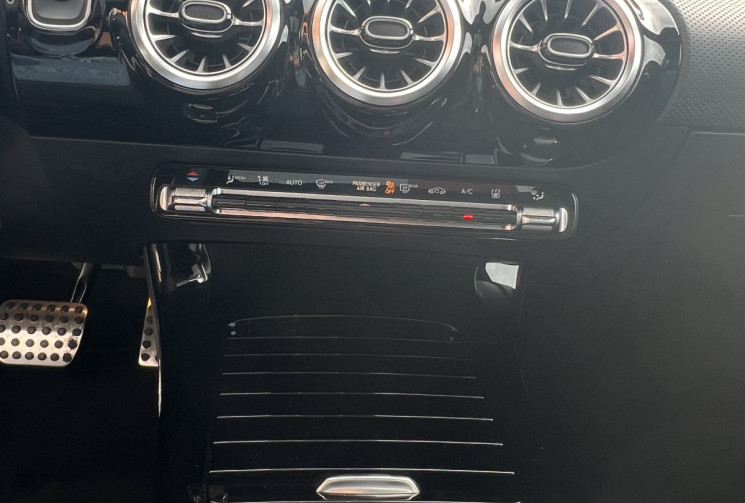 Mercedes Classe A 250 e AMG Line 8G-DCT 8 163+109 ch