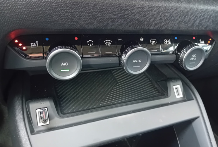 Citroën C4 III Max 1.2 Hybrid e-DSC6 136 cv  - Première Main - Garantie 2029 