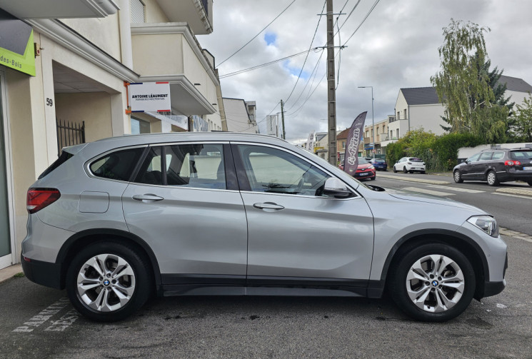 BMW X1 xDrive25eA 220 ch Business Design Toit ouvrant panoramique 