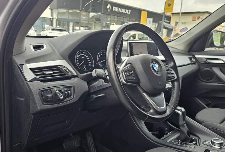BMW X1 xDrive25eA 220 ch Business Design Toit ouvrant panoramique 