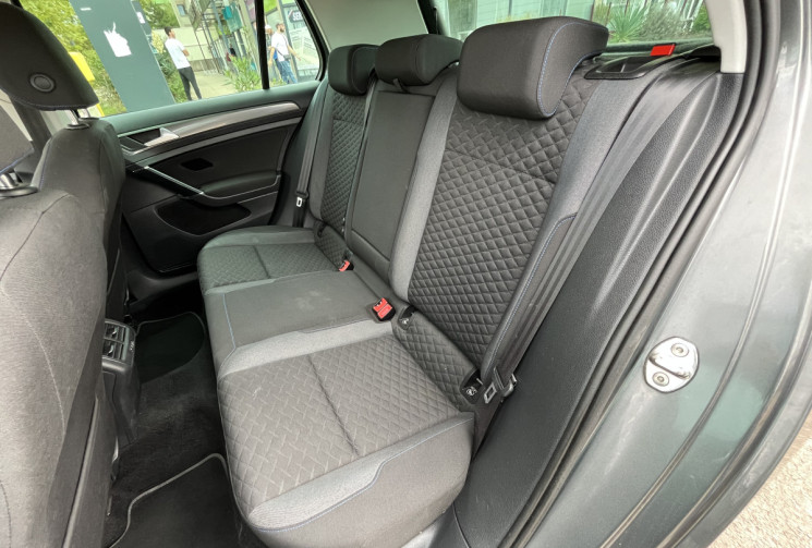 Volkswagen Golf VII Phase 2 5 Portes 1.6 TDI Blue Motion DSG7 115 cv Boîte auto
