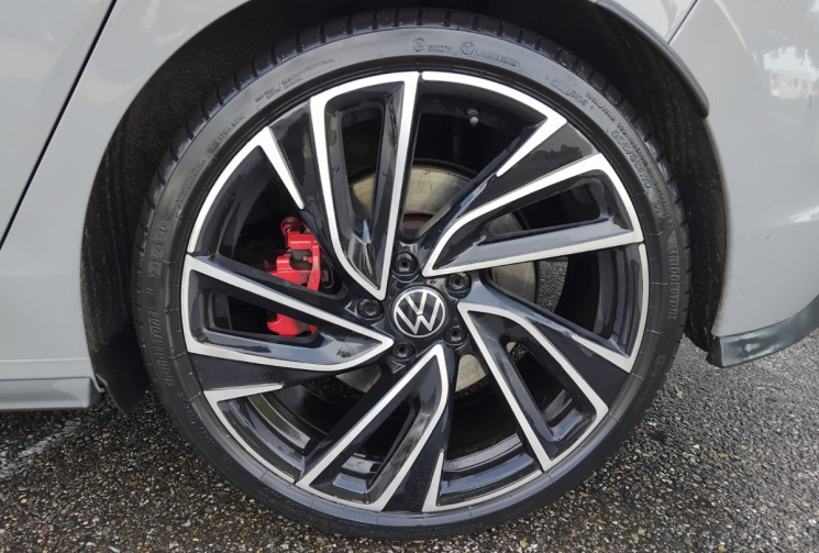 Volkswagen Golf  GTI 2.0 TSi 245 CV - Immat France - Toit Ouvrant - Harman Kardon