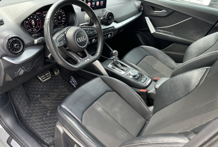 Audi Q2 35 1.4 TFSI 150 ch COD S line S tronic 7 / Toit ouvrant / Historique complet / Gris Nardo