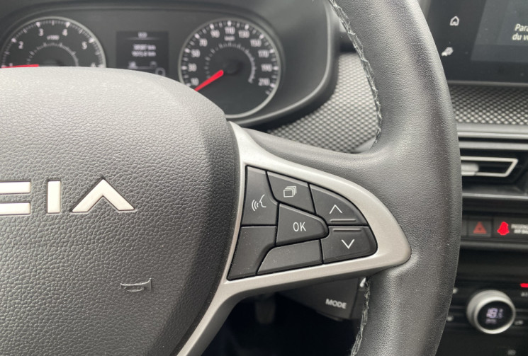 Dacia Jogger 1.0 TCe 100 Série Limitée Extreme / 7 Places / Carplay