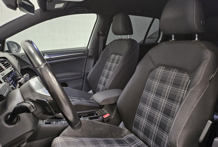 Volkswagen Golf 7.5 gtd 184 cv dsg / carplay / jantes 19