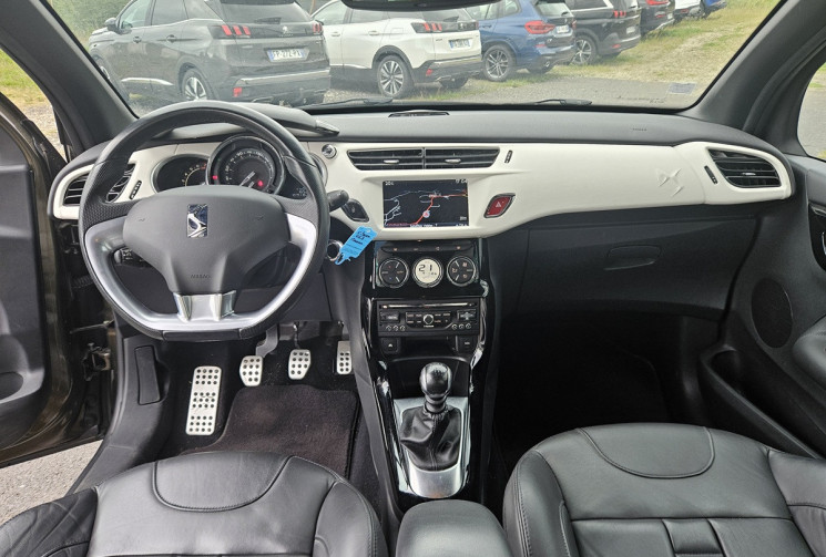 Citroën DS3 1.6 THP 155 ULTRA PRESTIGE 1°M